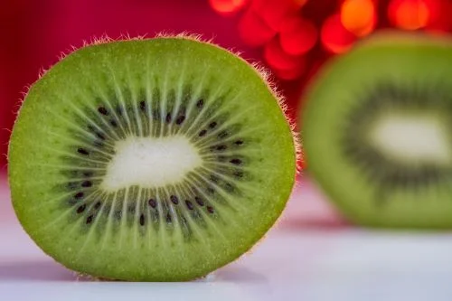 Benefits of kiwi for skin