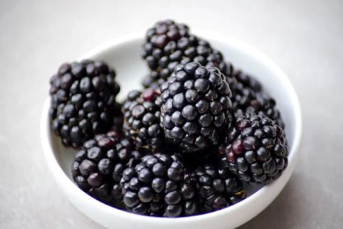 Benefits of blackberries for child