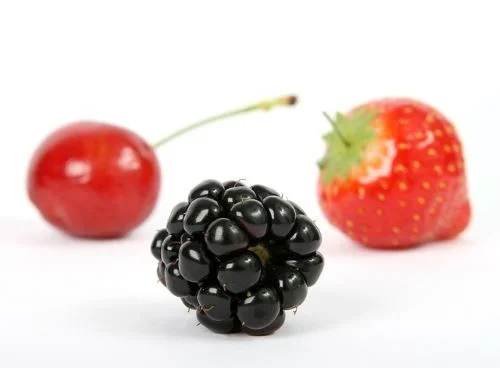 Benefits of blackberries for teeth and gums