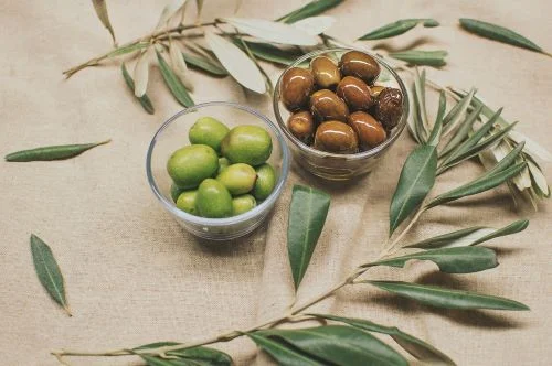 Benefits of olives for female