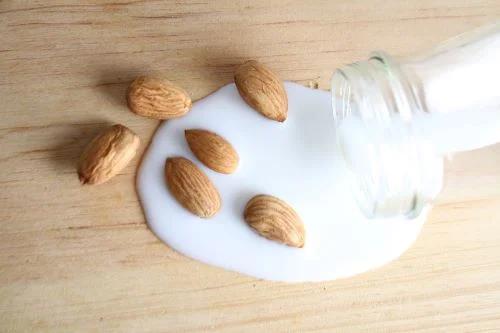 Benefits Of Almond Milk