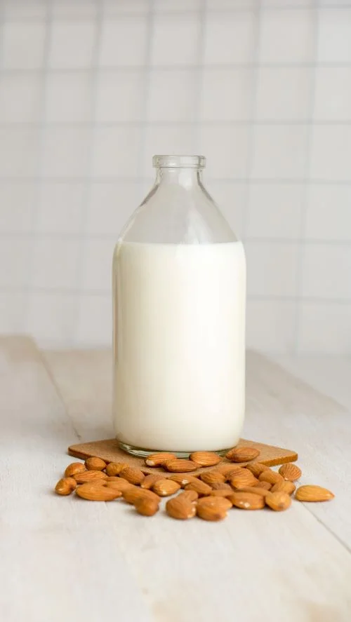 Extra benefits of Almond milk